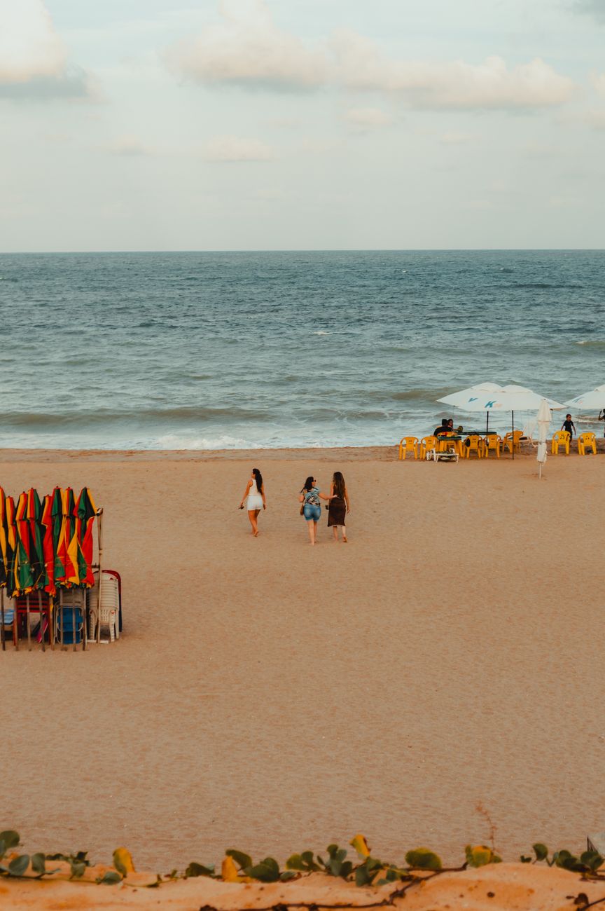 Praia paradisíaca em Maragogi com águas cristalinas